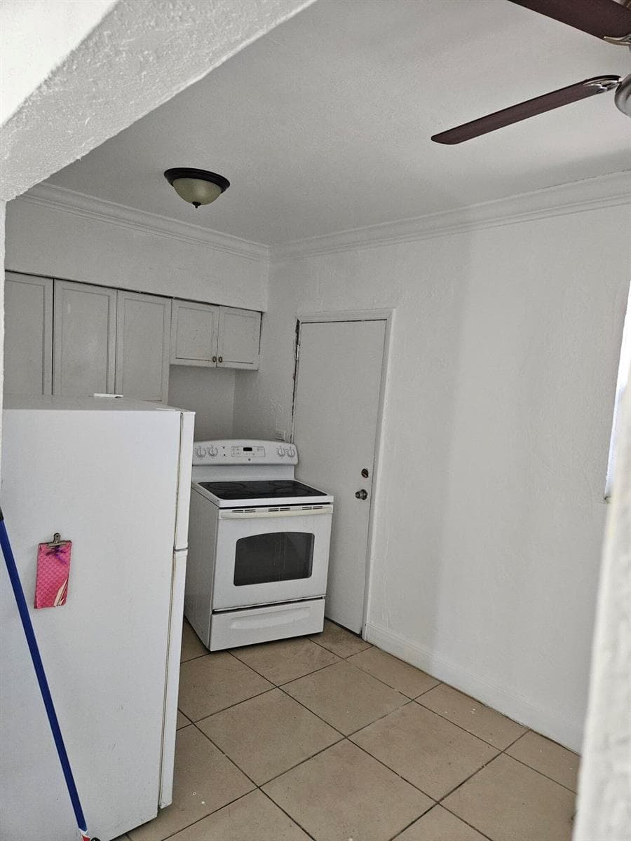 7041 NW 6TH Avenue, Miami, FL 33150 photo 9