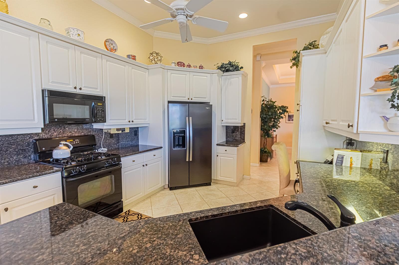 468 NW BLUE LAKE Drive, Port St. Lucie, FL 34986 photo 5