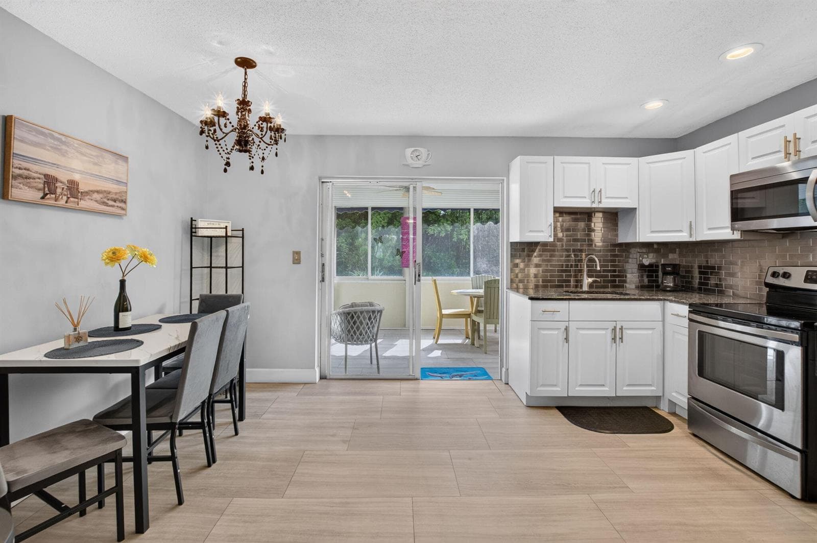 400 SW 8TH Place, Boynton Beach, FL 33426 photo 11