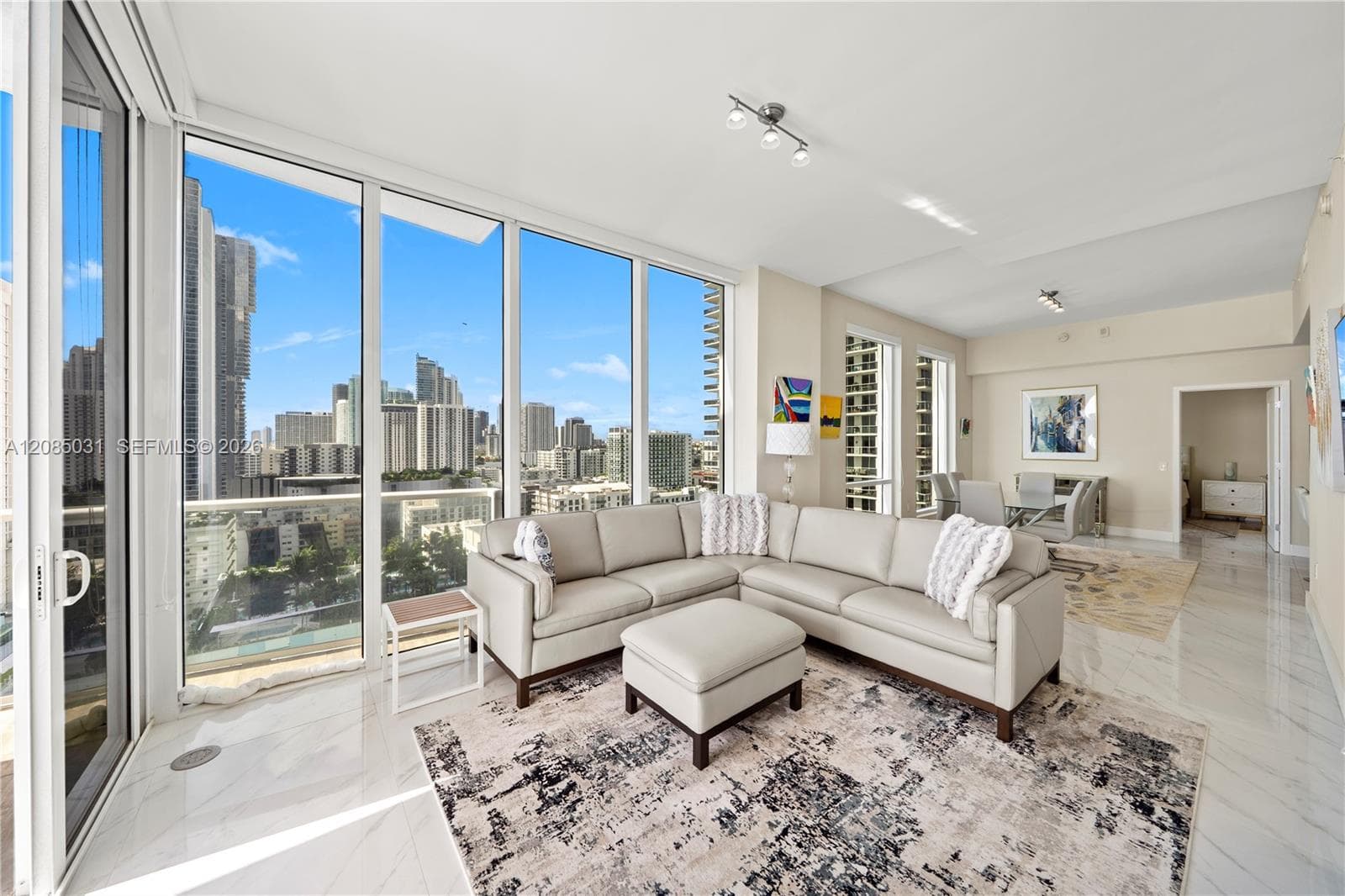 601 NE 27th St # 1808, Miami, FL 33137 photo 5