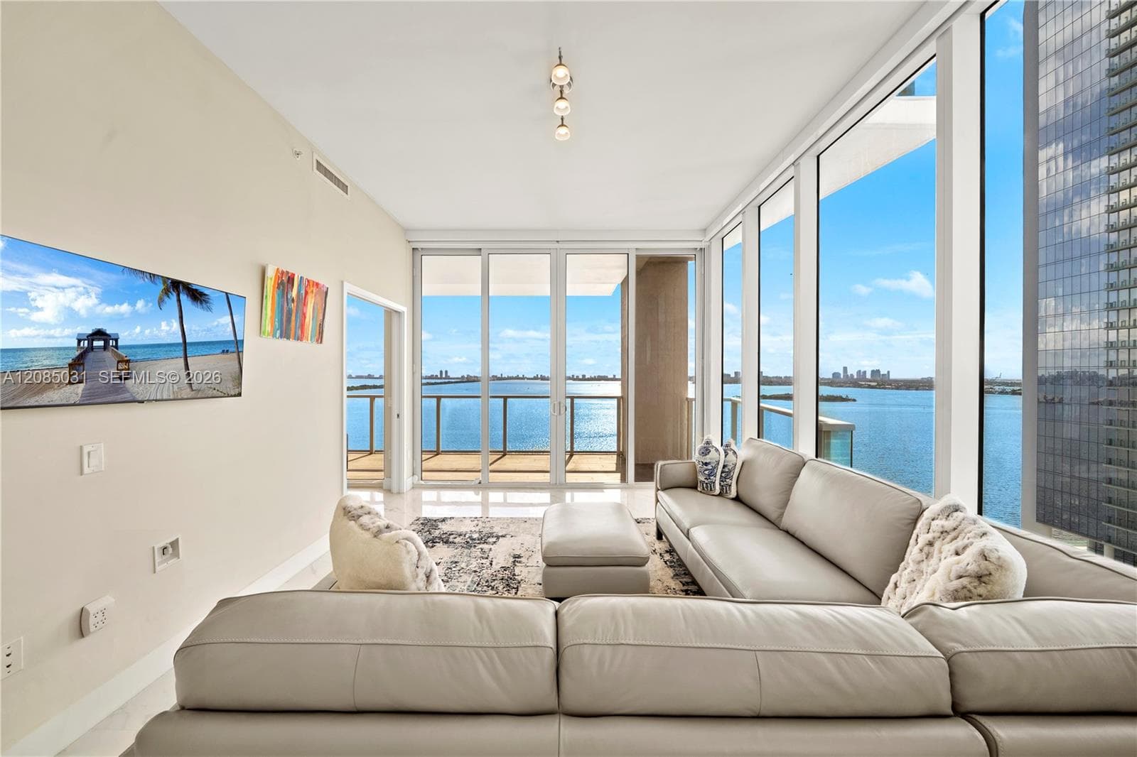 601 NE 27th St # 1808, Miami, FL 33137 photo 4