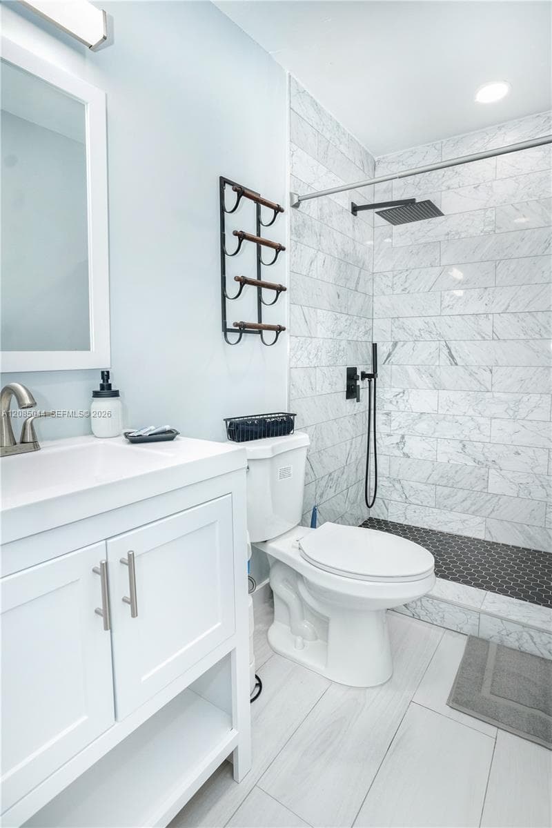 1647 NW 29th Ave # 1, Miami, FL 33125 photo 2