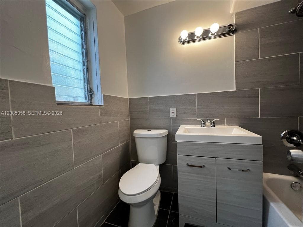 1557 Euclid Ave # 6, Miami Beach, FL 33139 photo 6