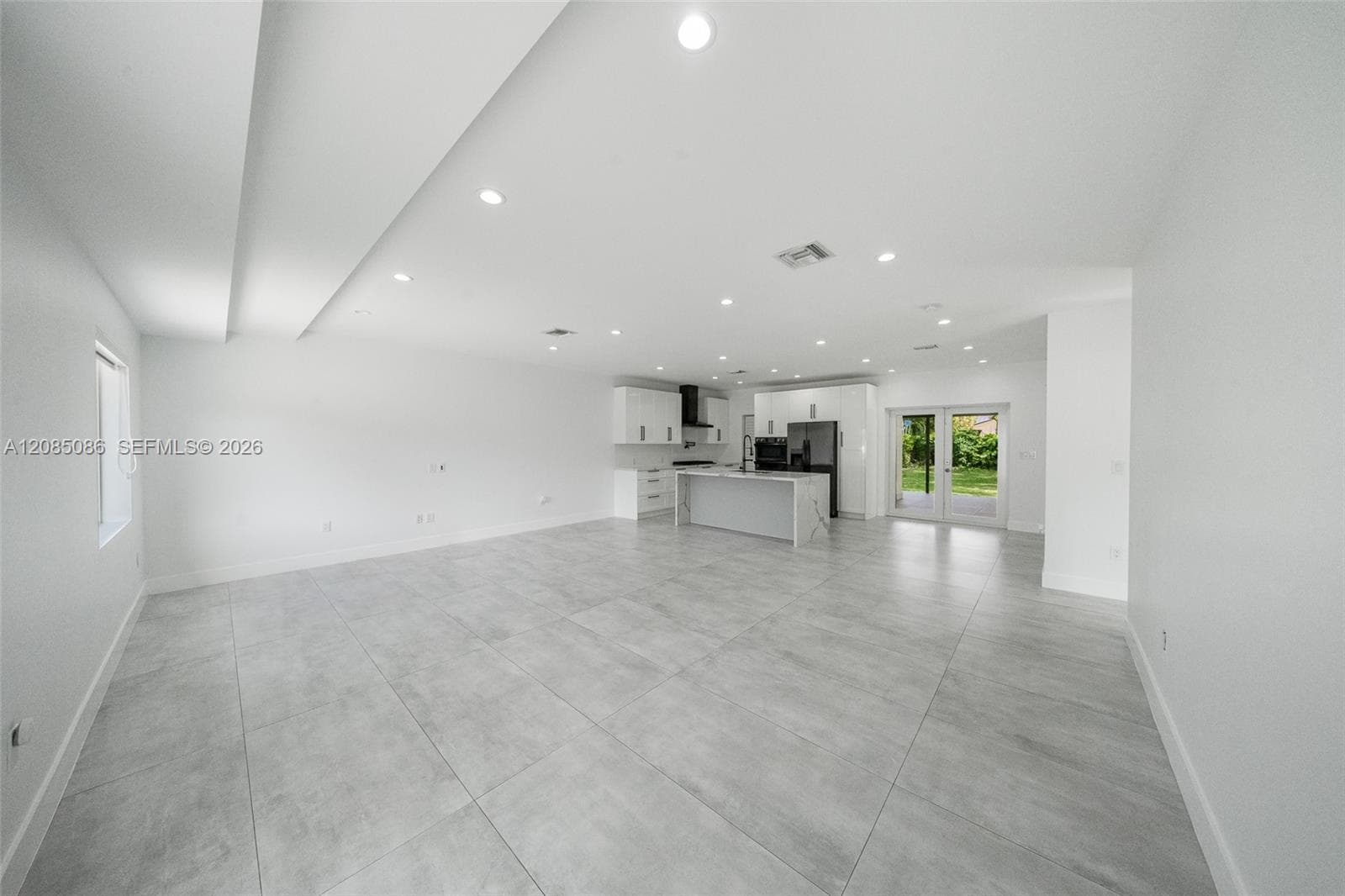 1935 SW 24th Ter, Miami, FL 33145 photo 3