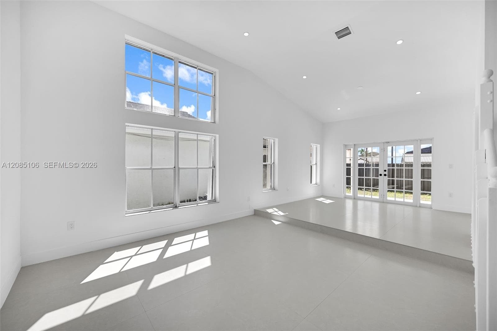 13078 NW 10th St, Miami, FL 33182 photo 13