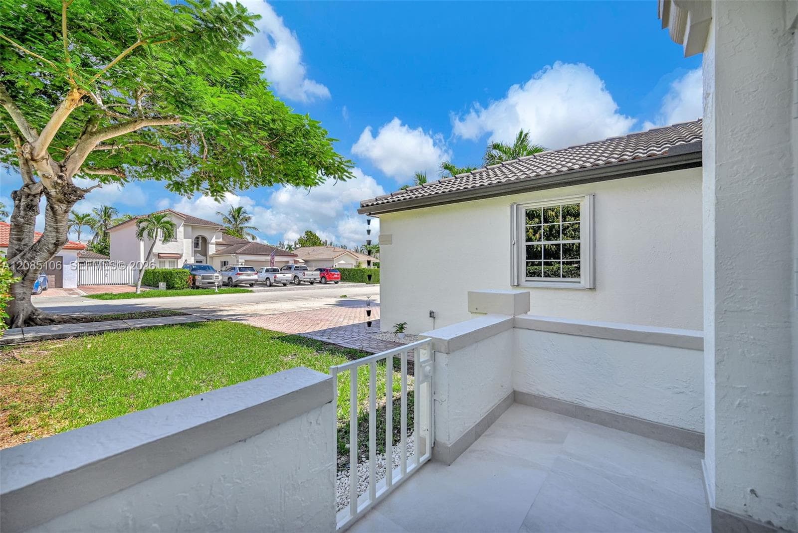 13078 NW 10th St, Miami, FL 33182 photo 5