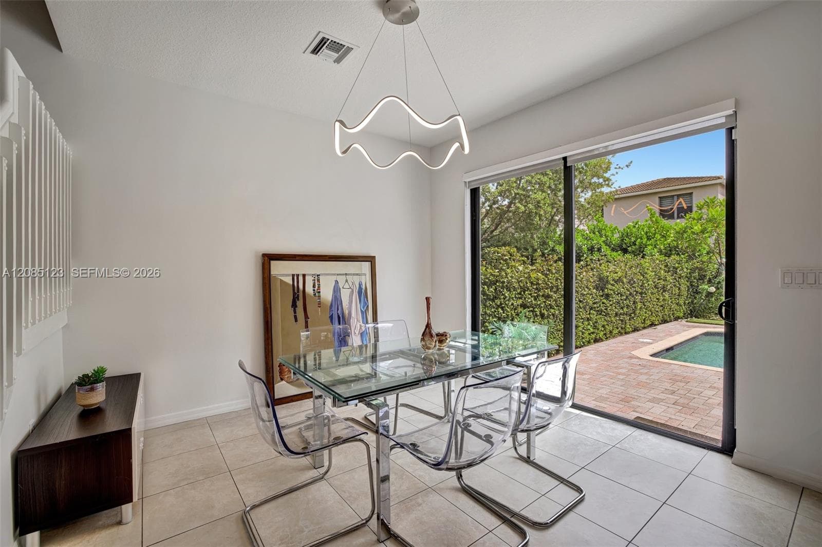 657 NE 191st St, Miami, FL 33179 photo 12