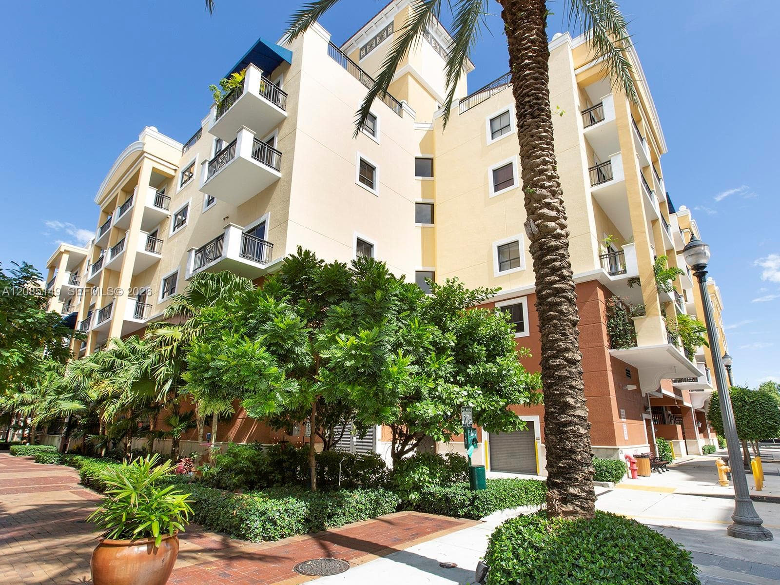 8395 SW 73rd Ave # 309, Miami, FL 33143 photo 2