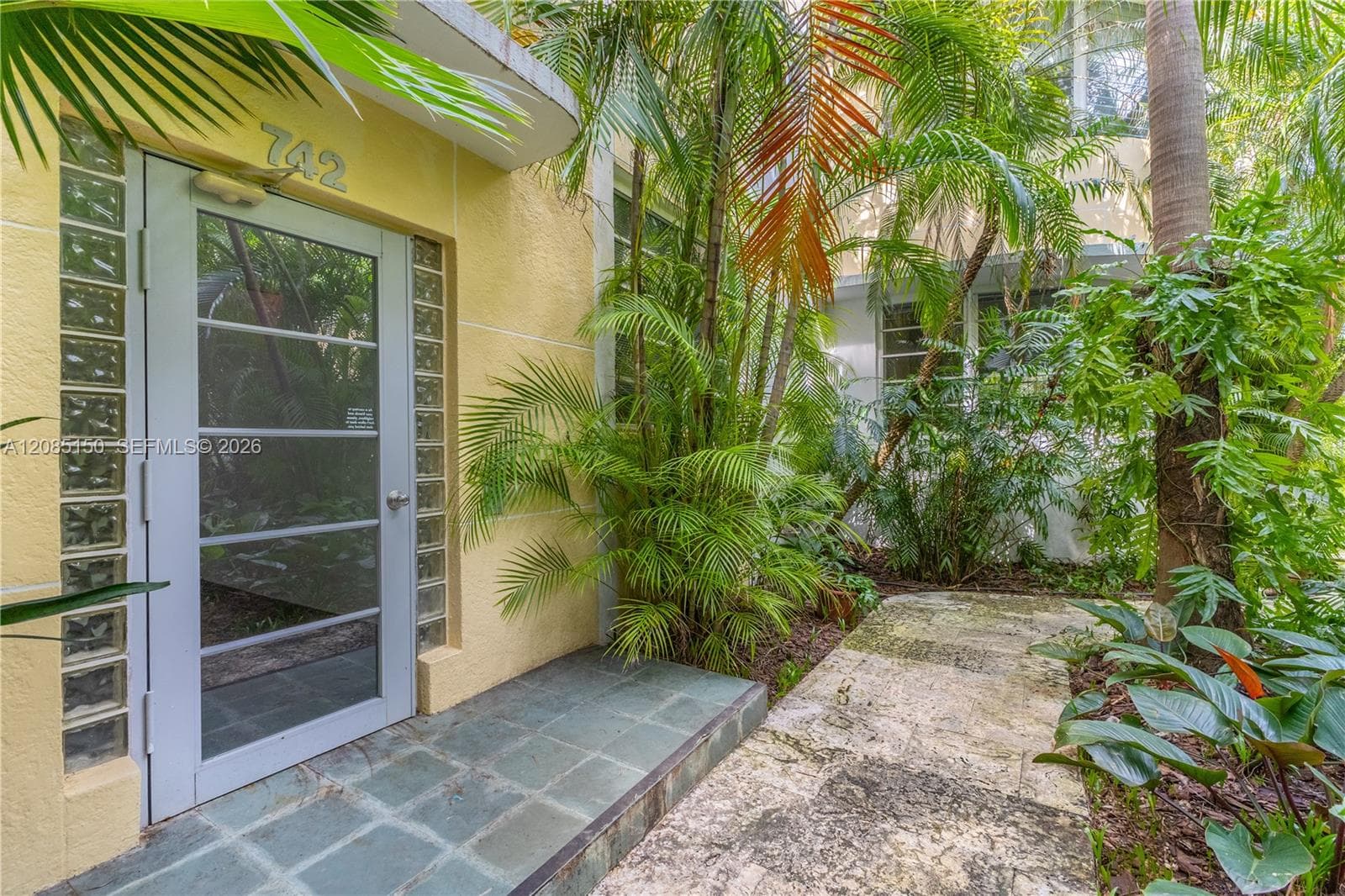 742 10th St # 209, Miami Beach, FL 33139 photo 8