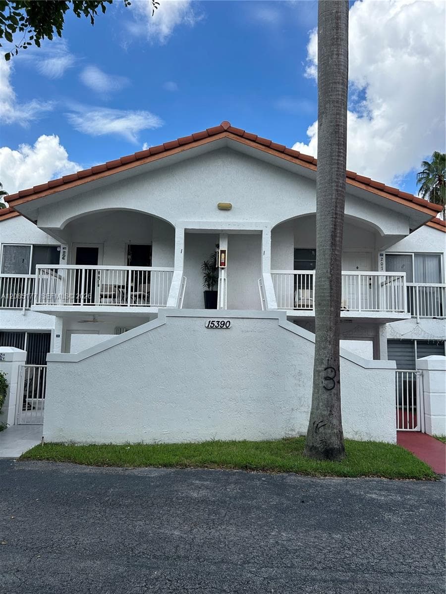 15390 SW 76 Terr # 207, Miami, FL 33193 photo 4
