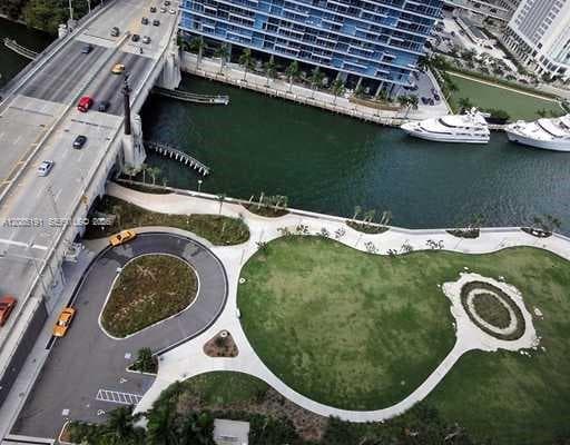 485 Brickell Ave # 2303, Miami, FL 33131 photo 11
