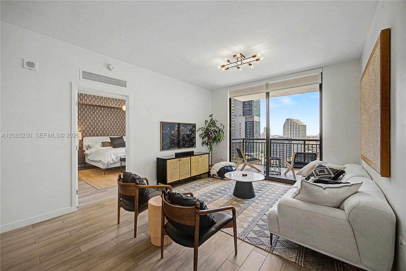 999 SW 1st Ave # 2407, Miami, FL 33130 photo 8