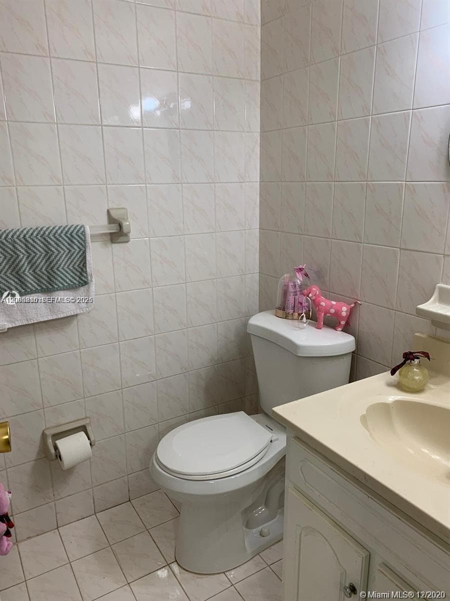 4725 NW 7th St # 203-3, Miami, FL 33126 photo 5