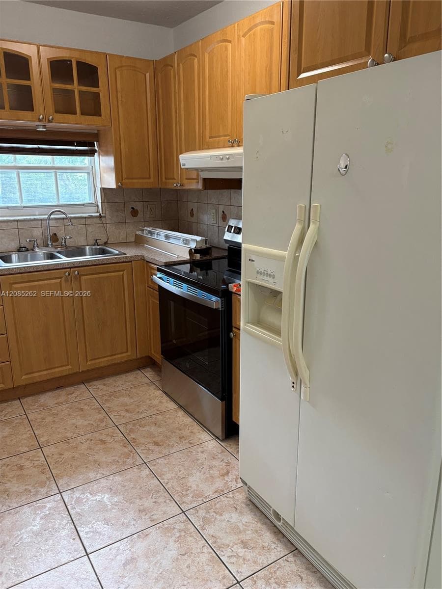 931 SW 6th Ave # 931, Miami, FL 33130 photo 12