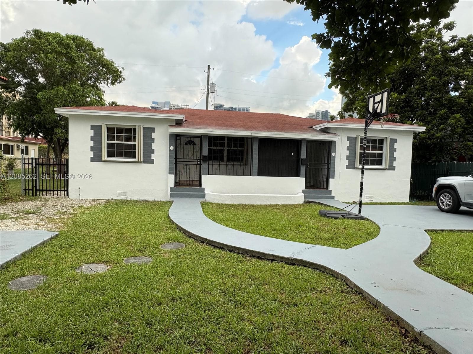 931 SW 6th Ave # 931, Miami, FL 33130 photo 5