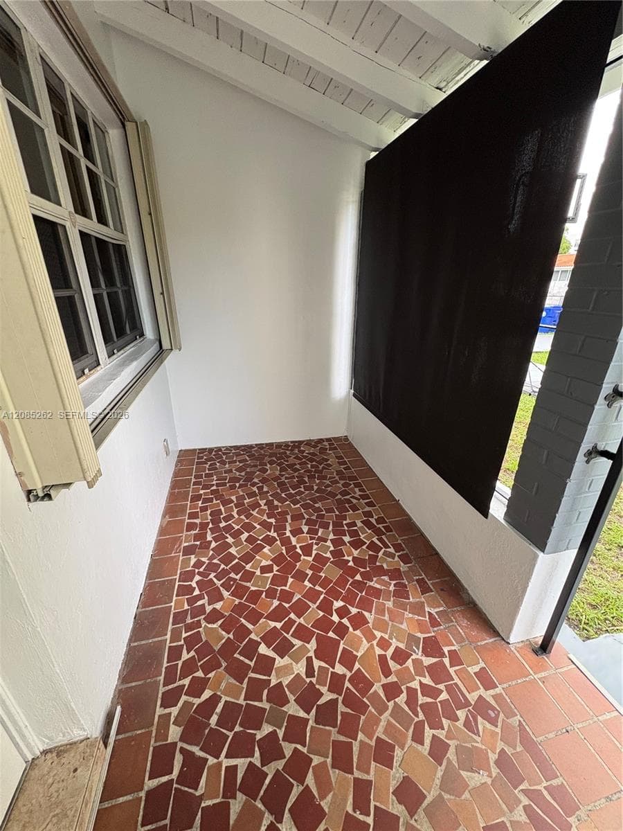 931 SW 6th Ave # 931, Miami, FL 33130 photo 8