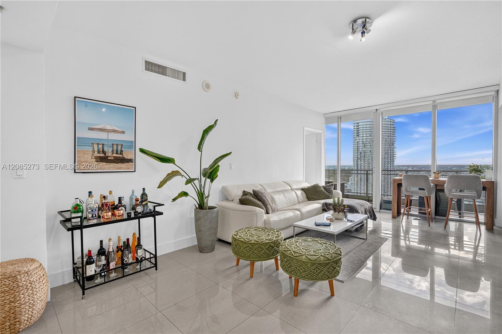 92 SW 3rd St # 4407, Miami, FL 33130 photo 6