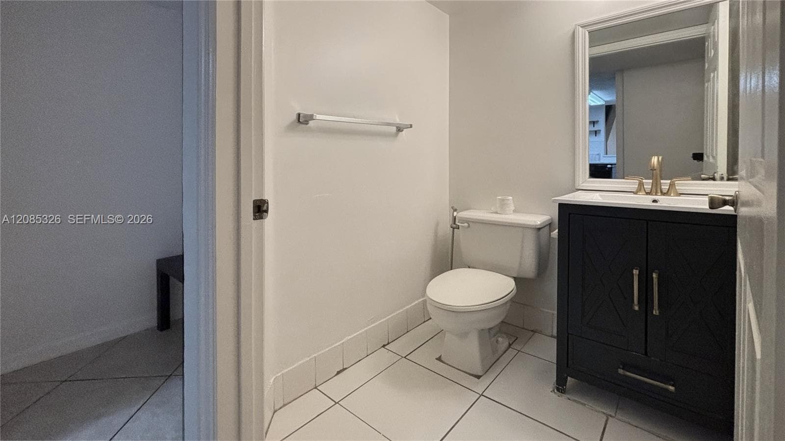 1186 NW 123rd Ct # 109, Miami, FL 33182 photo 2