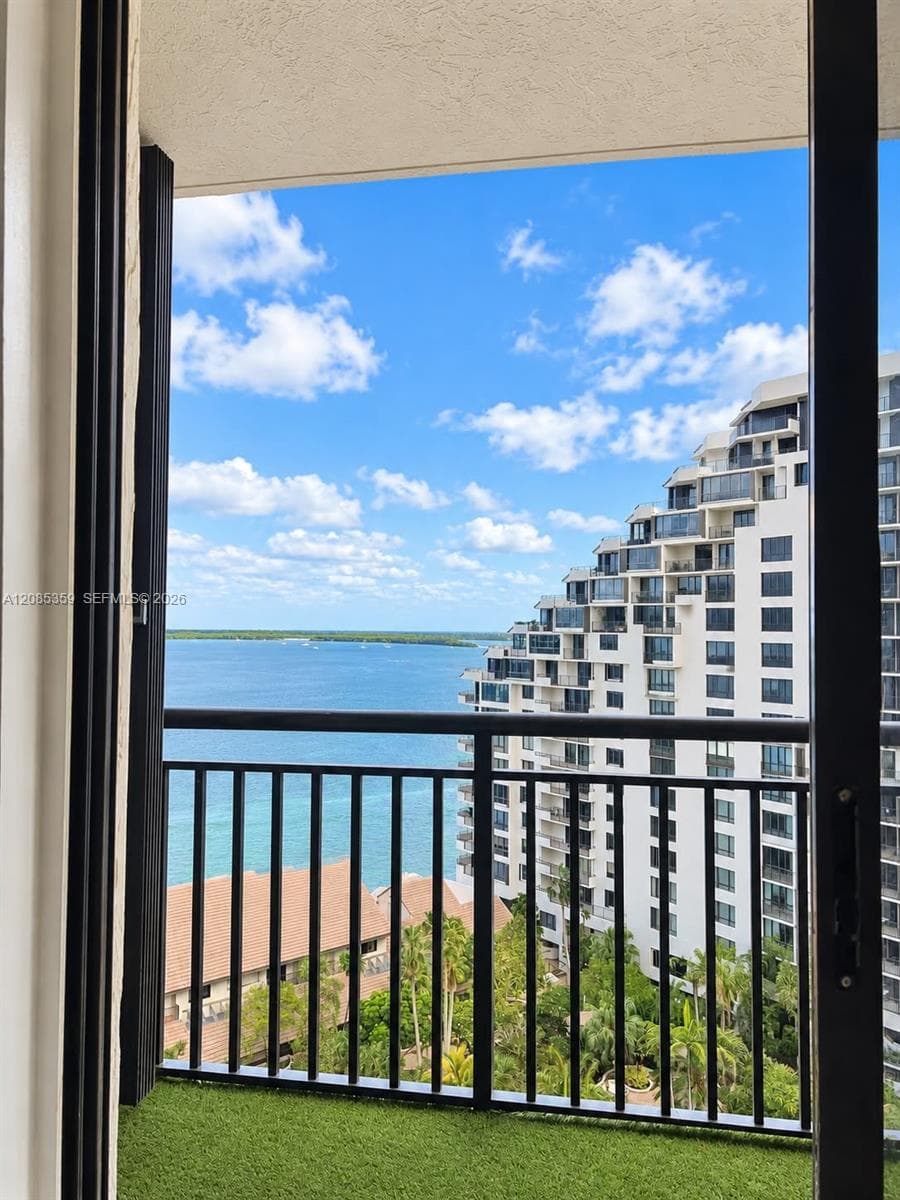 540 Brickell Key Dr # 1603, Miami, FL 33131 photo 2