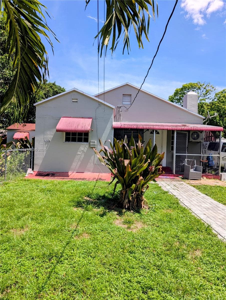 11339 Peachtree Dr, Miami, FL 33161 photo 3