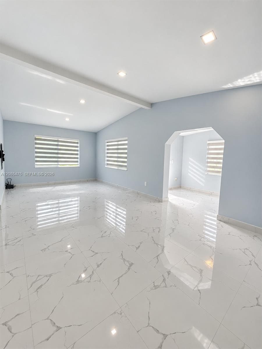 871 SE 4th Pl, Hialeah, FL 33010 photo 7