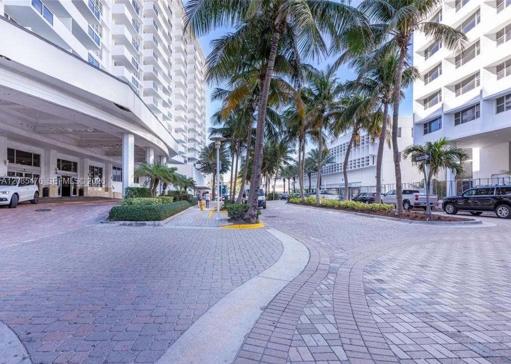 100 Lincoln Rd # 829, Miami Beach, FL 33139 photo 9