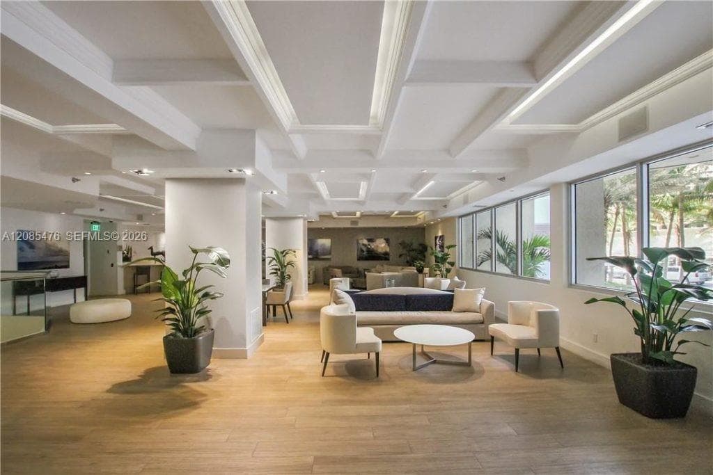 100 Lincoln Rd # 829, Miami Beach, FL 33139 photo 10