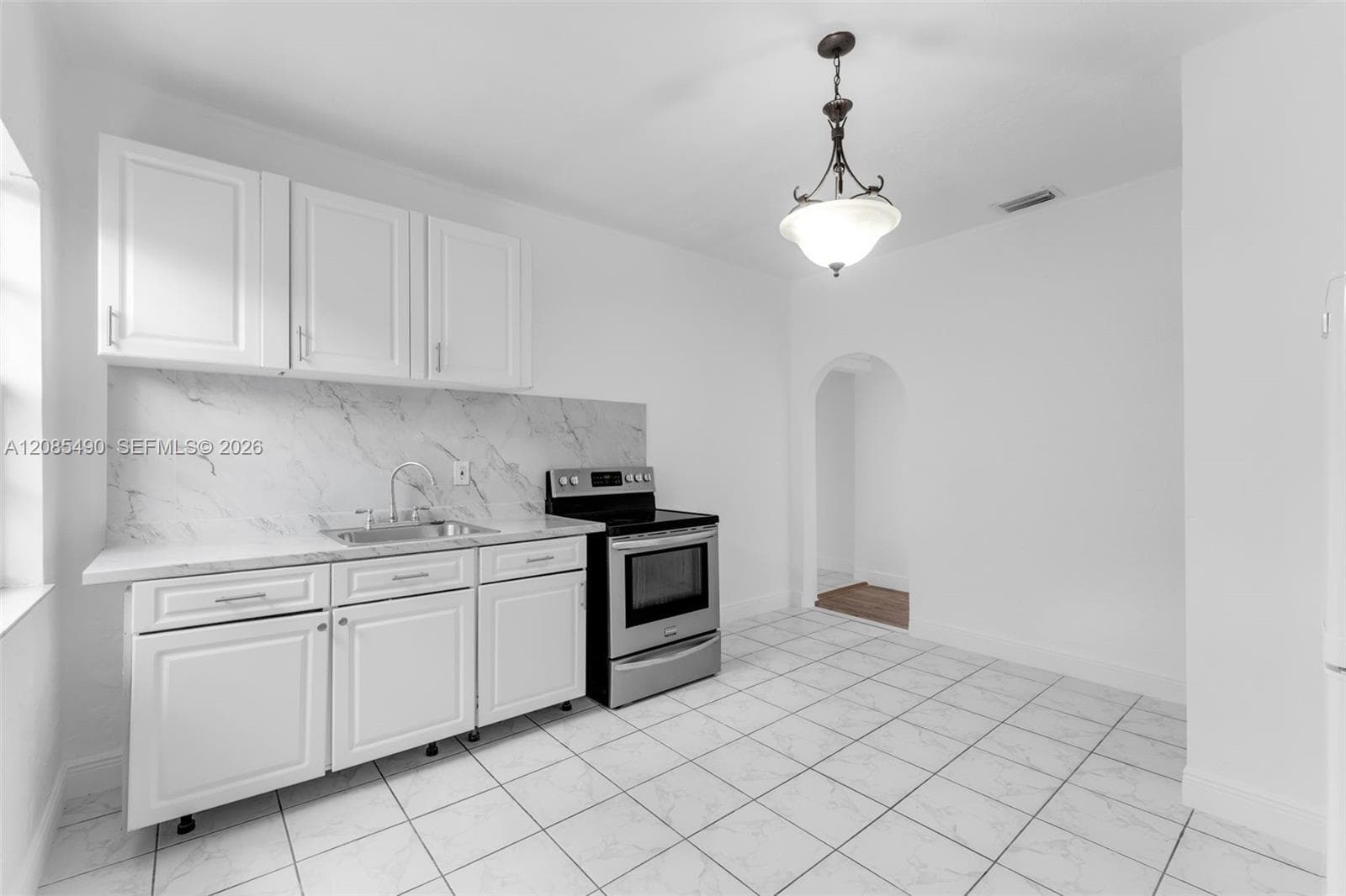 5629 SW 7th St, Miami, FL 33134 photo 5
