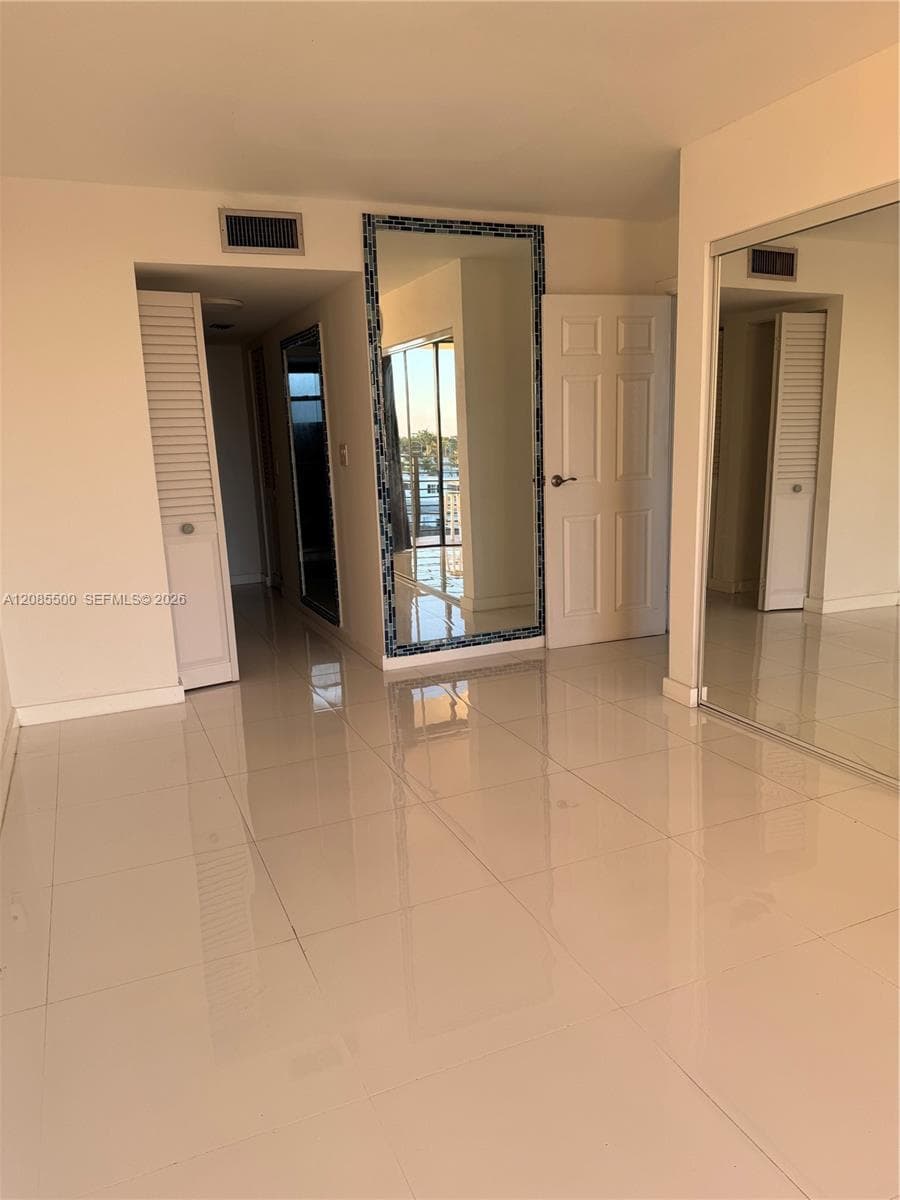 8100 Byron Ave # 504, Miami Beach, FL 33141 photo 5