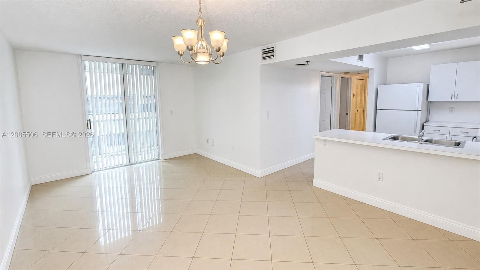 104 SW 9th St # 1403, Miami, FL 33130 photo 2