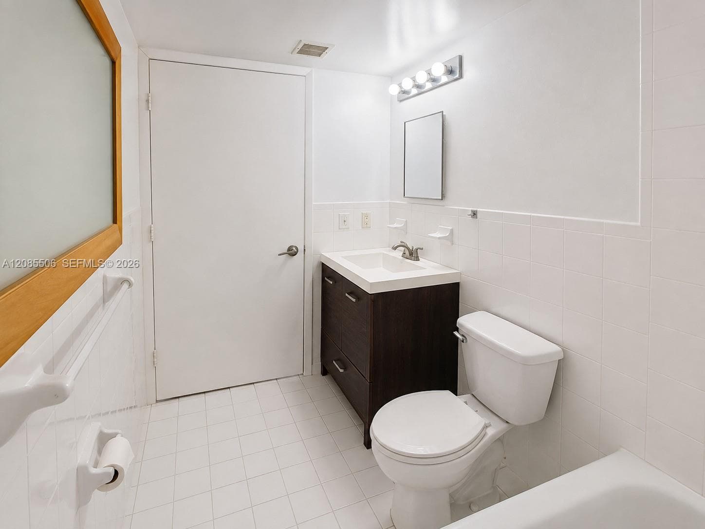104 SW 9th St # 1403, Miami, FL 33130 photo 12