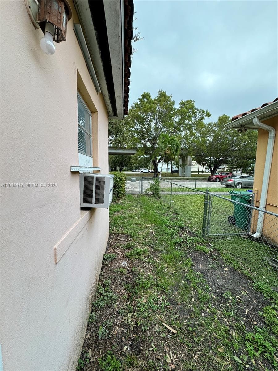 2652 SW 23rd Ave # back, Miami, FL 33133 photo 6