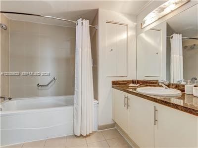 2889 Mcfarlane Rd # 1512, Miami, FL 33133 photo 4