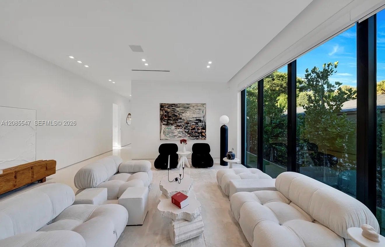 34 SW 26th Rd # 0, Miami, FL 33129 photo 7