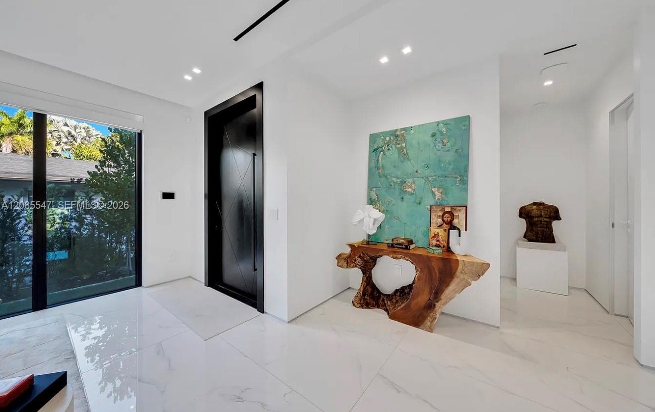 34 SW 26th Rd # 0, Miami, FL 33129 photo 4