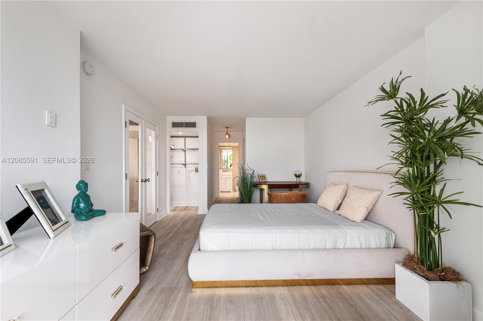 1020 Meridian Ave # 302, Miami Beach, FL 33139 photo 11