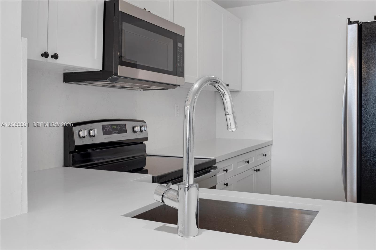 1020 Meridian Ave # 302, Miami Beach, FL 33139 photo 4