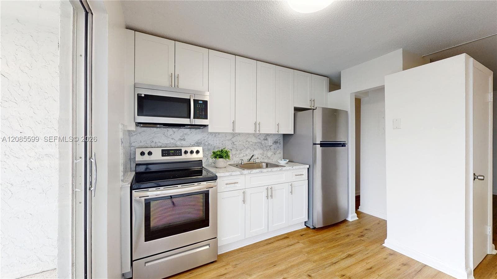 444 SW 27th Ave # 32, Miami, FL 33135 photo 3