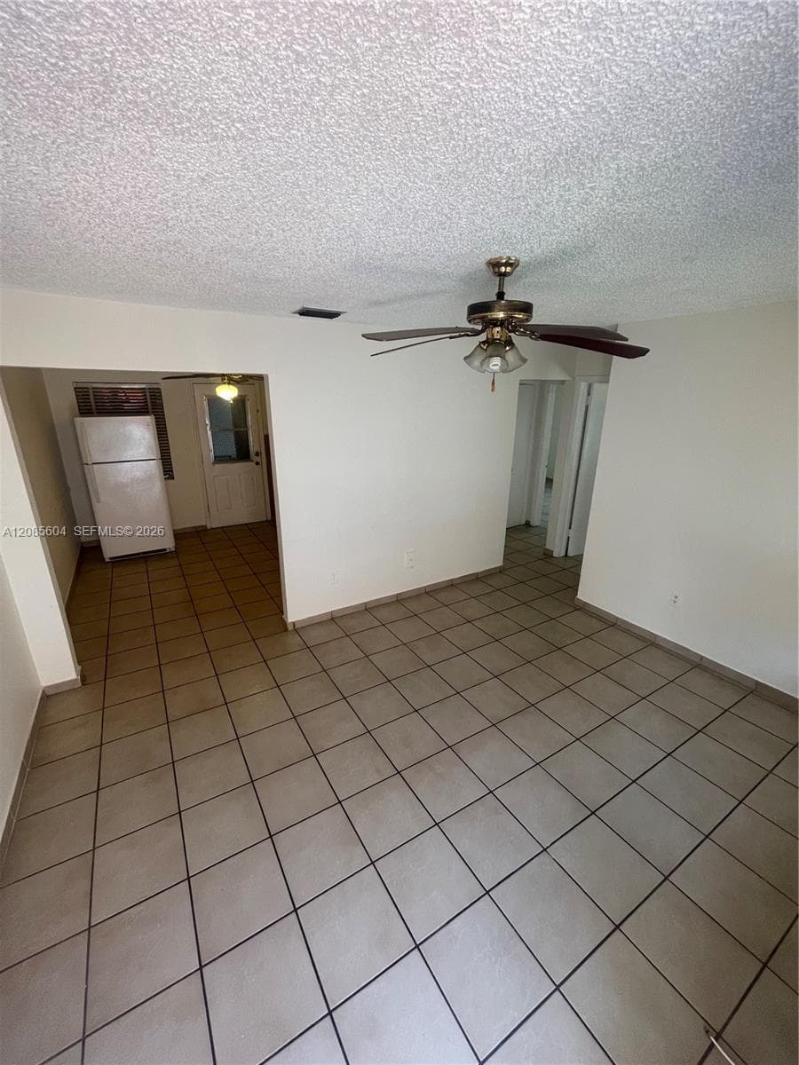 1529 SW 2nd St # 1529, Miami, FL 33135 photo 6