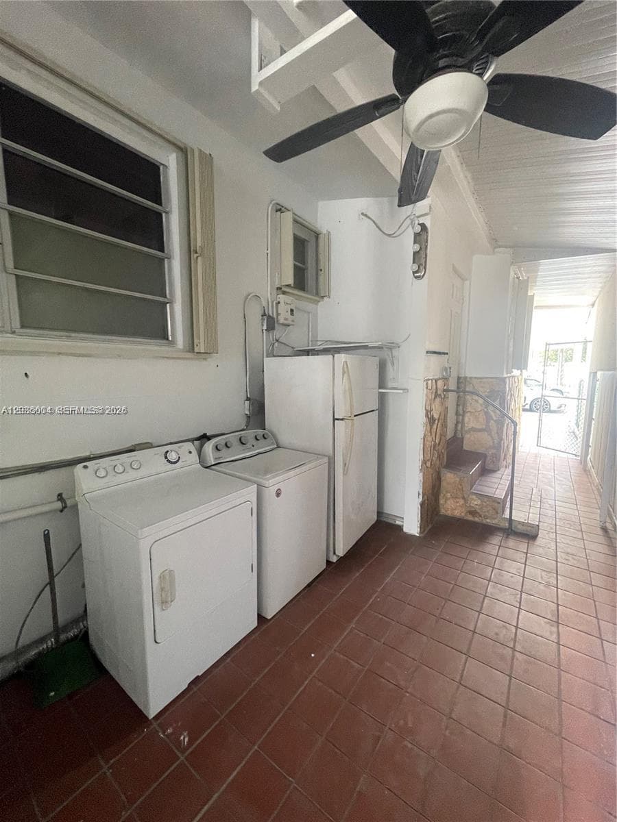 1529 SW 2nd St # 1529, Miami, FL 33135 photo 13