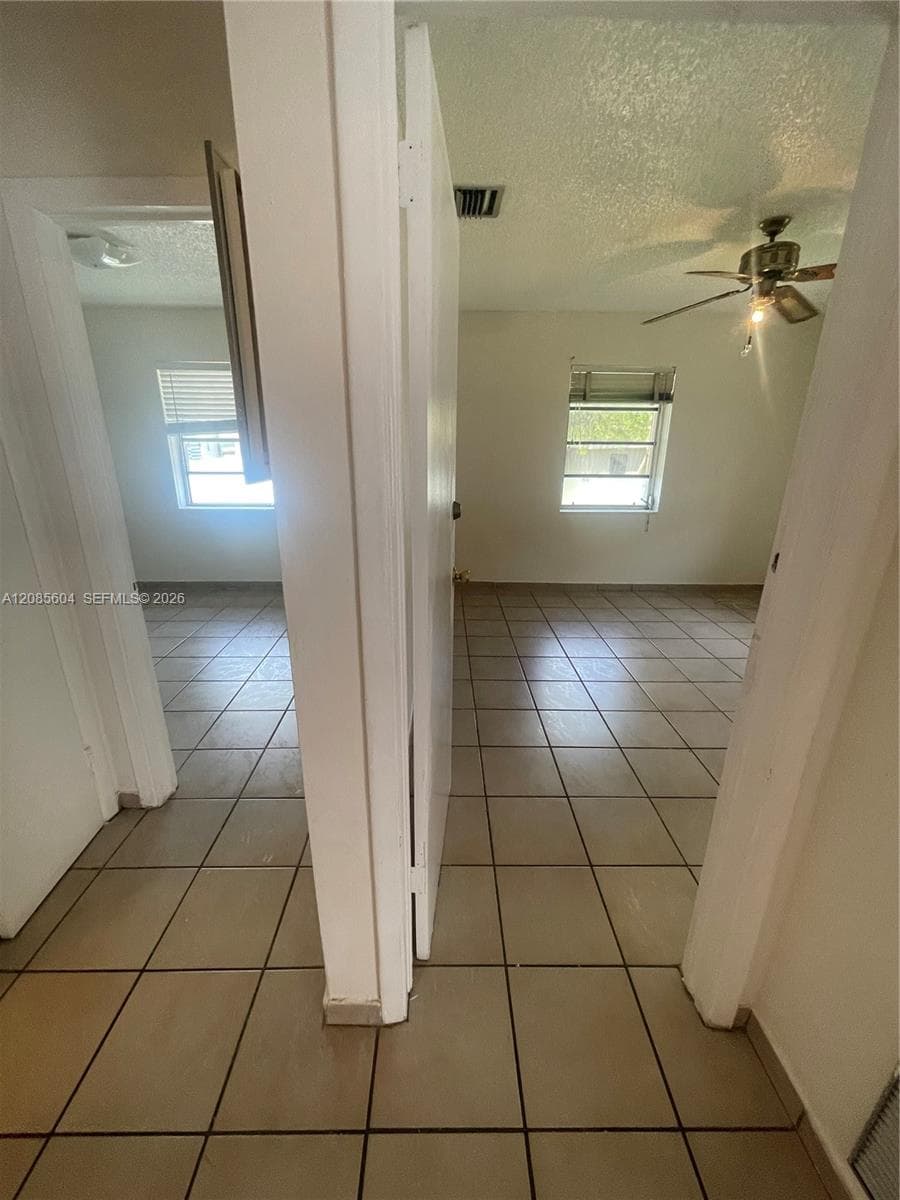 1529 SW 2nd St # 1529, Miami, FL 33135 photo 8