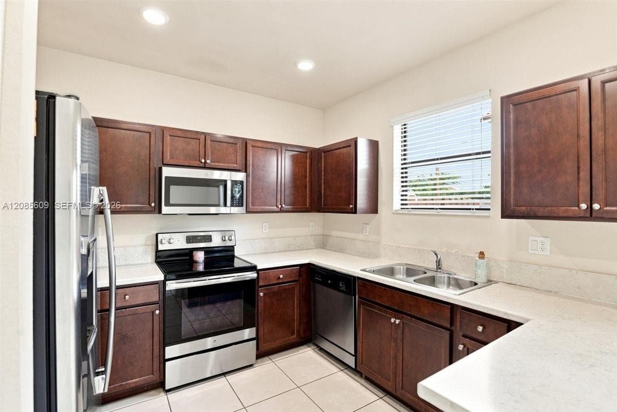 3787 SE 2nd St # 0, Homestead, FL 33033 photo 9