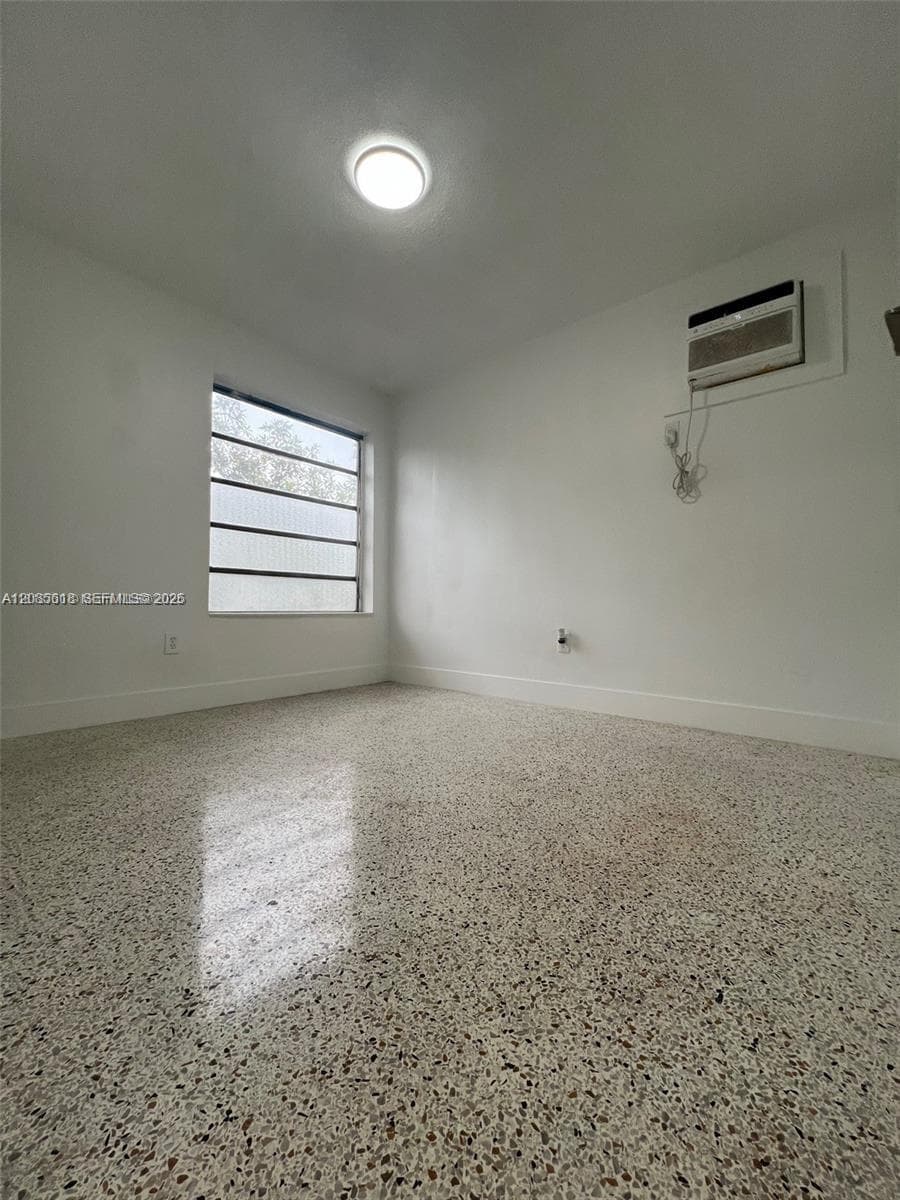 1619 NW 1st St # 4, Miami, FL 33125 photo 7
