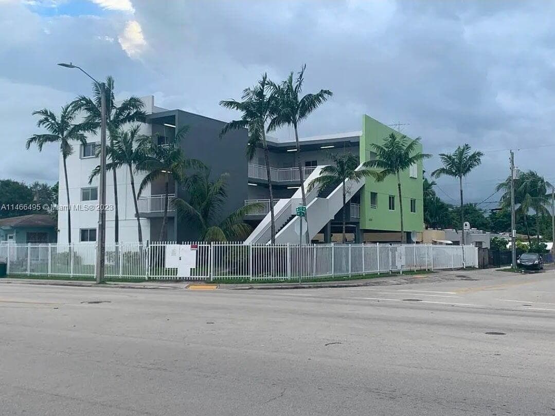 2210 NW 34TH Street # 303, Miami, FL 33142 photo 2