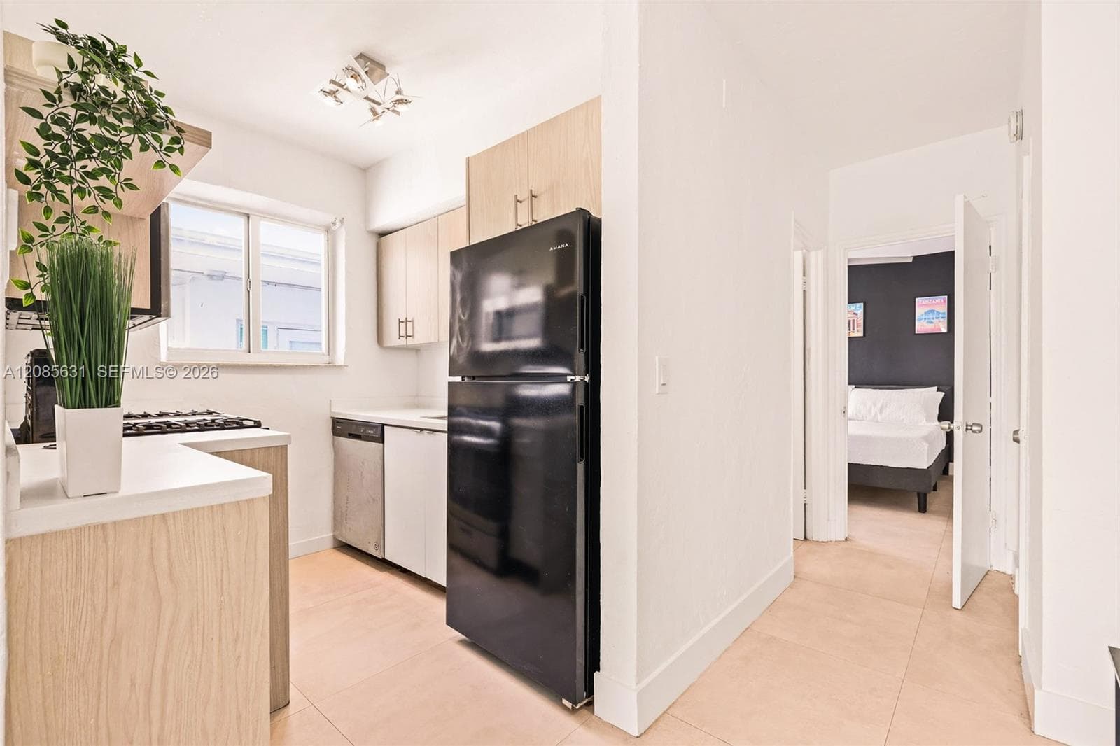 7340 Harding Ave # 12, Miami Beach, FL 33141 photo 7