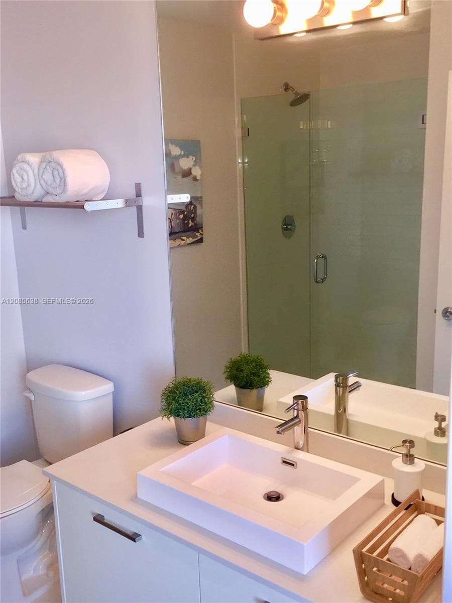 151 SE 1st St # 1104, Miami, FL 33131 photo 3