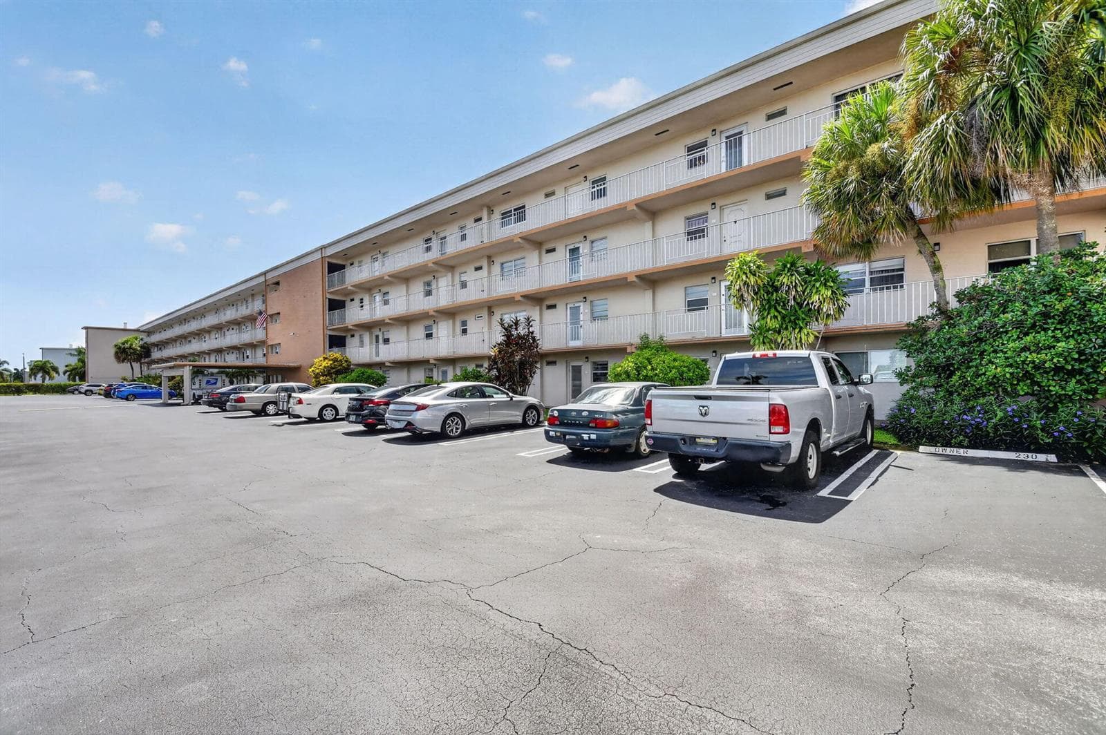 230 NE 26th Avenue # 412, Boynton Beach, FL 33435 photo 3