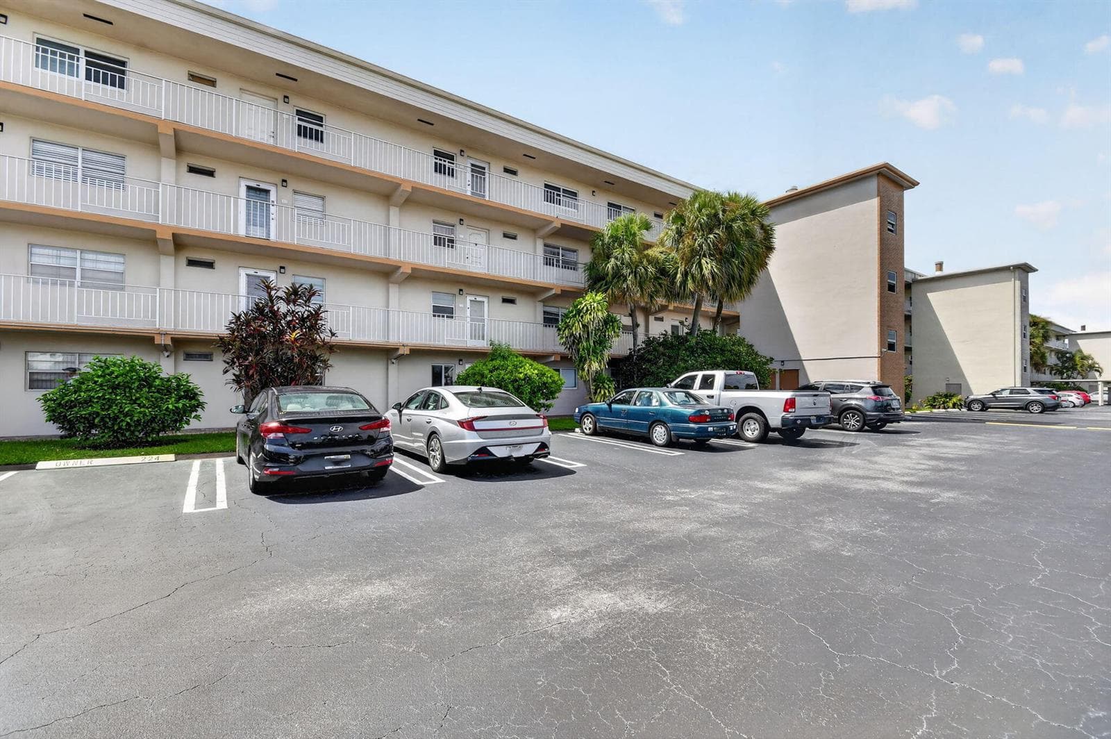 230 NE 26th Avenue # 412, Boynton Beach, FL 33435