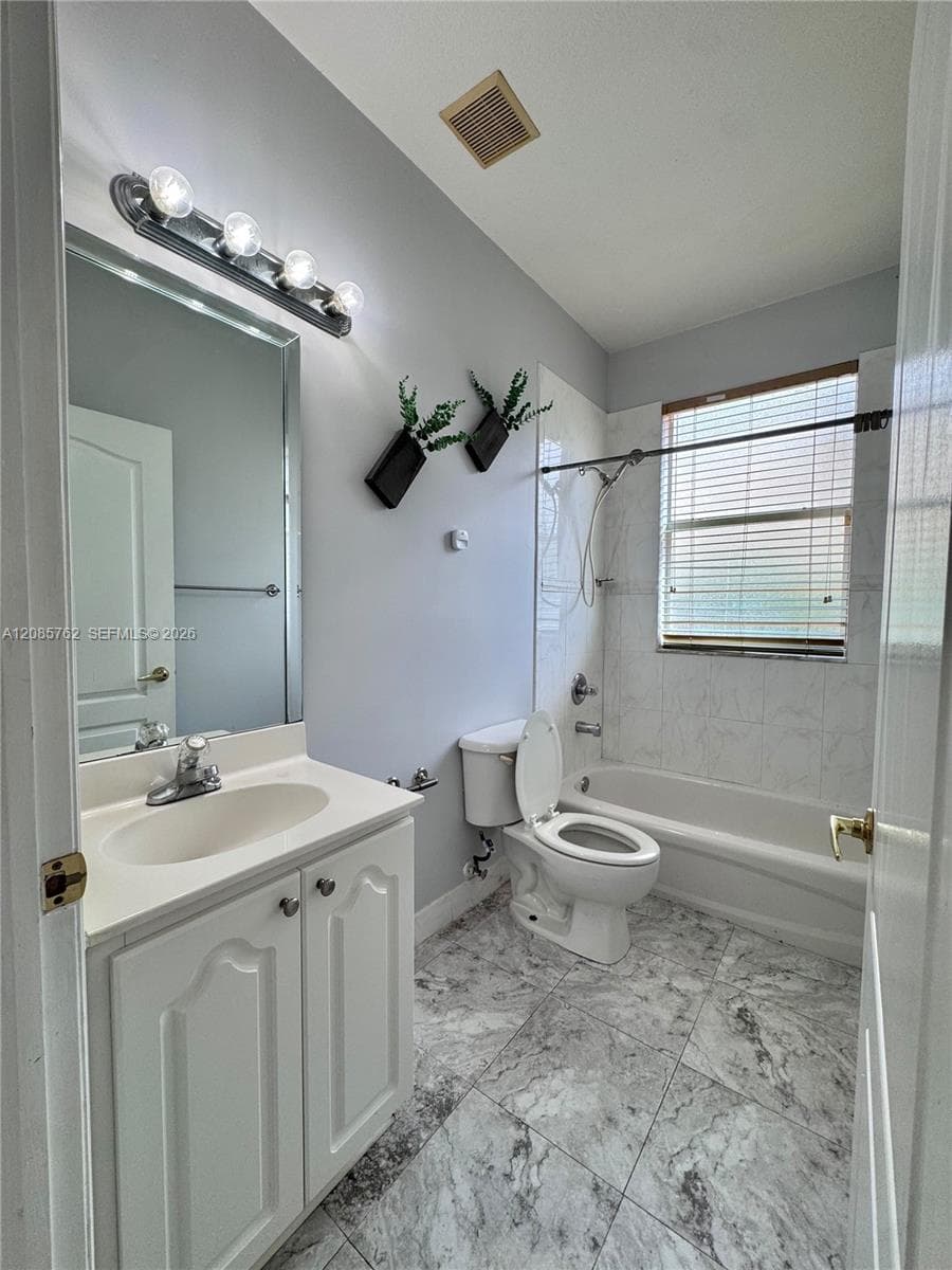 12864 NW 7th St, Miami, FL 33182 photo 12