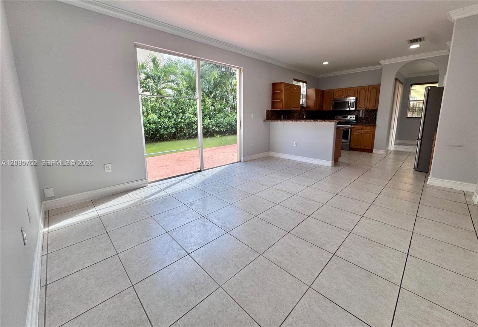 12864 NW 7th St, Miami, FL 33182 photo 9
